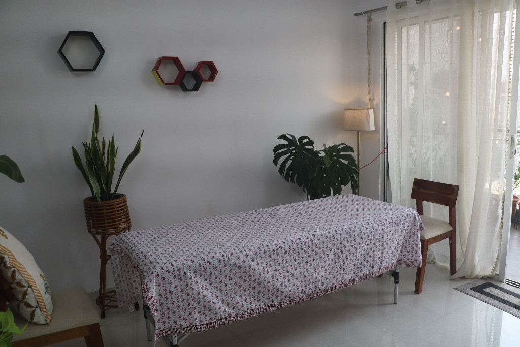 Therapy Table Setup